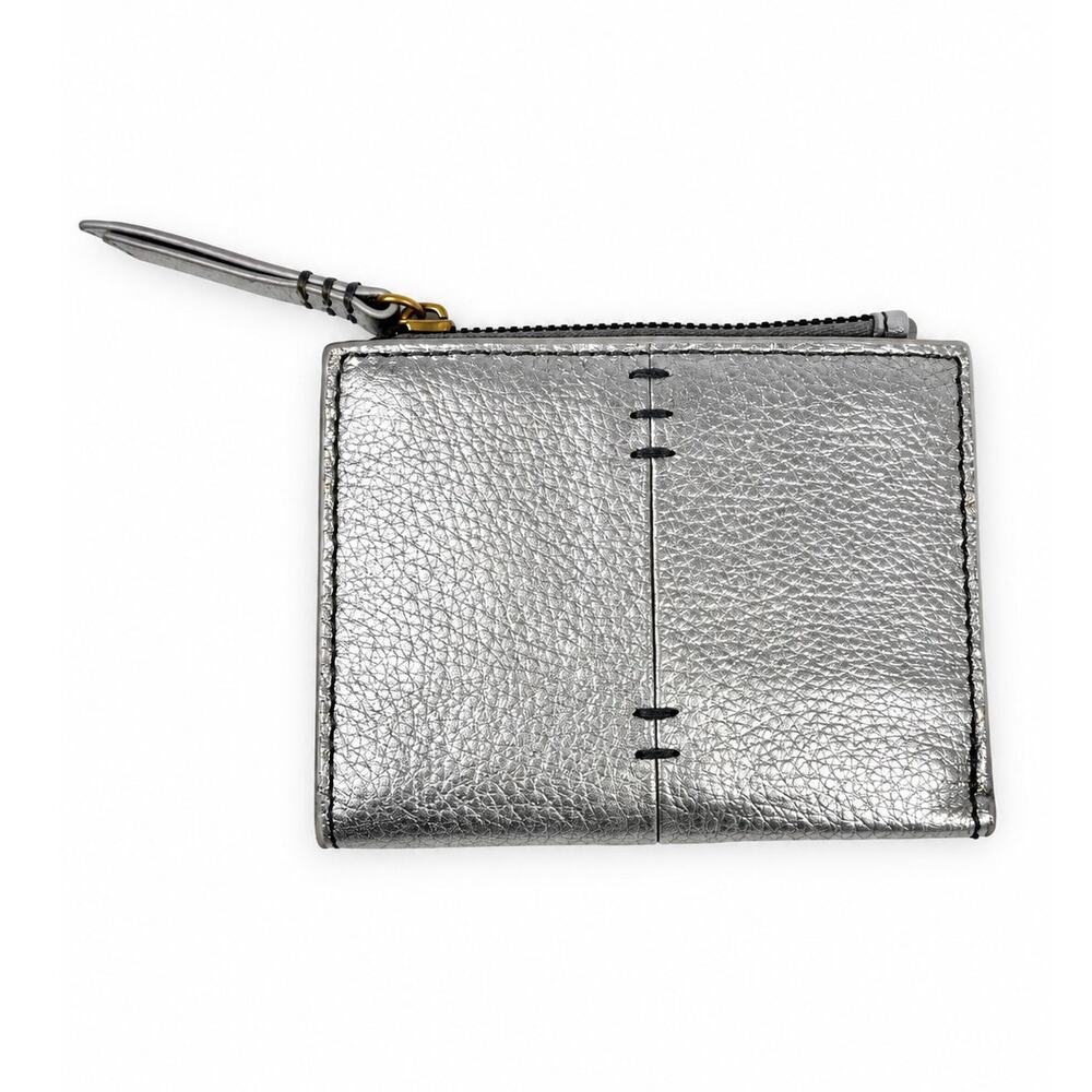 American Leather Co Pebbled Leather Bifold Zip Wallet Metallic Silver Womens